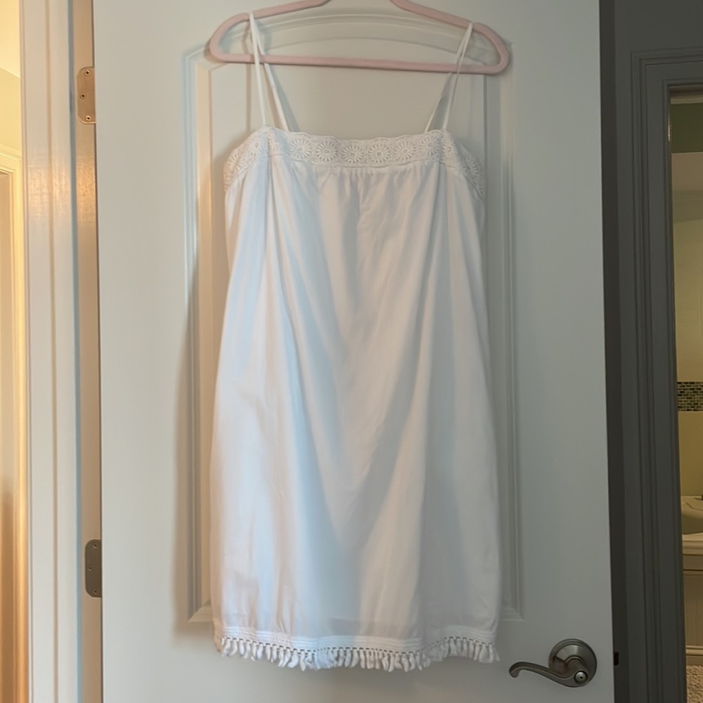 Vineyard Vines White Dress